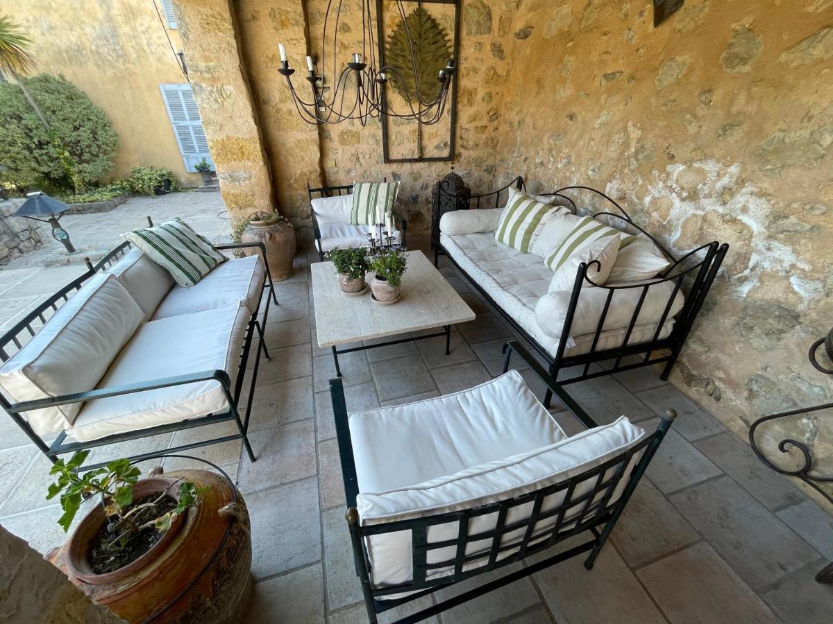 La Maison De Platane B&B Fayence Esterno foto