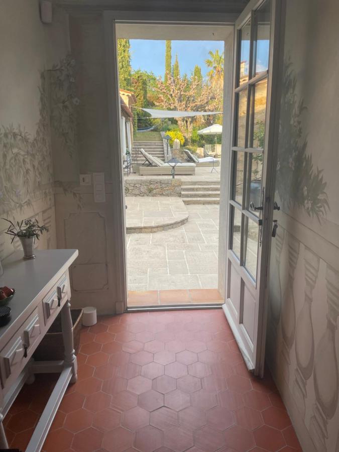 La Maison De Platane B&B Fayence Esterno foto