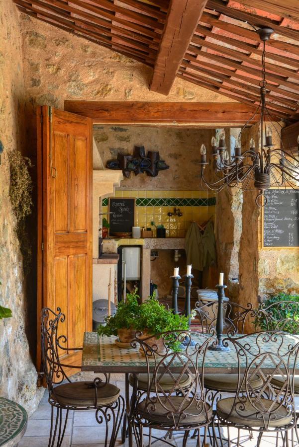 La Maison De Platane B&B Fayence Esterno foto