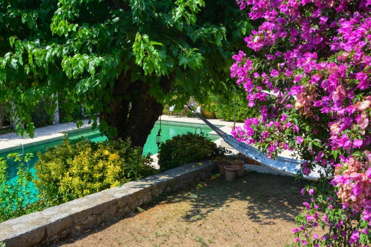 La Maison De Platane B&B Fayence Esterno foto